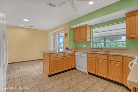 431 Ellington Avenue, Palm Bay FL - photo 23 of 48