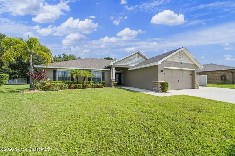 4 bedroom Single Family Residence at 1110 Cherokee Road, Palm Bay, Palm Bay — photo 2