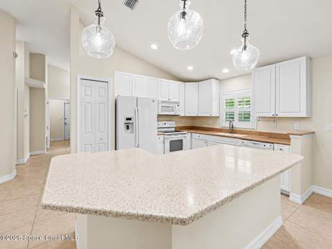 4301 Timothy Drive, Merritt Island FL - photo 12 of 32
