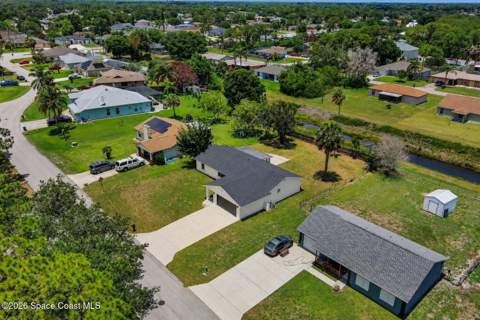 901 Grandeur Street, Palm Bay FL - photo 21 of 24