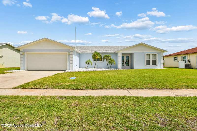 3 bedroom Single Family Residence at 1940 Porpoise Street, Surfside Estates Unit 6, Merritt Island — photo 1