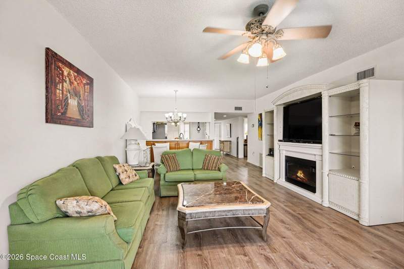 2 bedroom Condominium at 3613 S Banana River Boulevard #D506, Rock Pointe Condo Ph III, Cocoa Beach — photo 4
