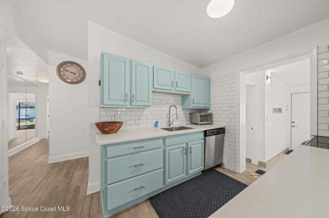 215 Jefferson Avenue, Cape Canaveral FL - photo 12 of 34