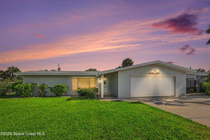 3 bedroom Single Family Residence at 364 Formosa Drive, Cocoa Isles 8th Addn, Cocoa Beach — photo 1