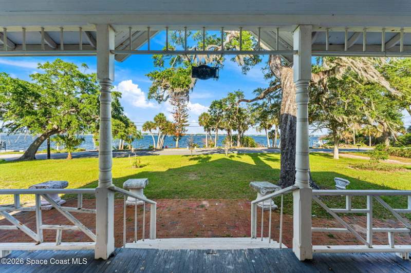 7 bedroom Single Family Residence at 1101 Rockledge Drive, Bartons Plat of Rockledge Resubd of Lots 2 and 4, Rockledge — photo 2