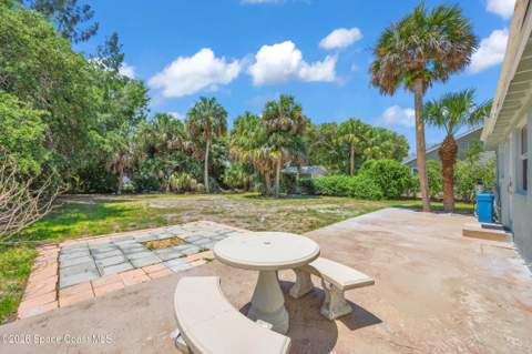 109 Fontaine Street, Melbourne Beach FL - photo 11 of 27