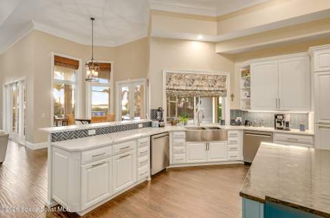 281 Lansing Island Drive, Satellite Beach FL - photo 24 of 131