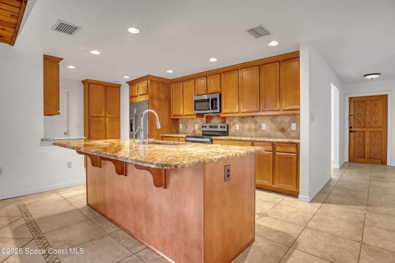 4 bedroom Single Family Residence at 524 Aviation Avenue, Port Malabar Unit 7, Palm Bay — photo 2