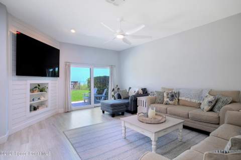 2581 S Highway A1a #101, Melbourne Beach FL - photo 10 of 24