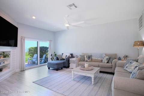 2581 S Highway A1a #101, Melbourne Beach FL - photo 11 of 24