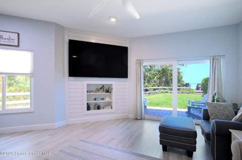 2581 S Highway A1a #101, Melbourne Beach FL - photo 13 of 24