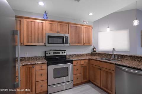 2581 S Highway A1a #101, Melbourne Beach FL - photo 17 of 24