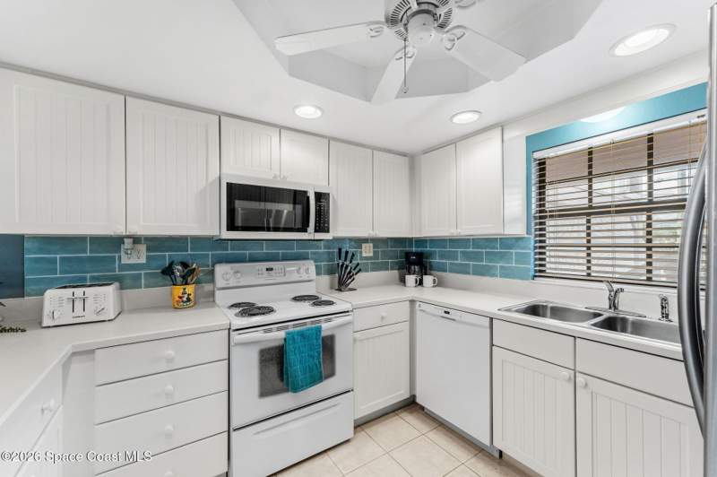 2 bedroom Condominium at 5350 Ocean Beach Boulevard #102, Ola Grande Condo, Cocoa Beach — photo 4
