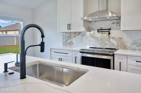 934 Eastlake Street, Palm Bay FL - photo 19 of 57