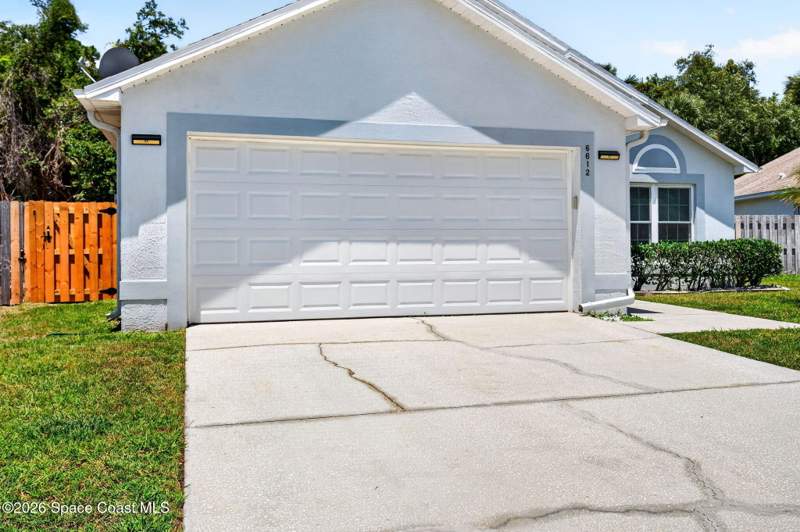 3 bedroom Single Family Residence at 6612 Fawn Ridge Drive, Viera Tract Ff Phase III, Melbourne — photo 2