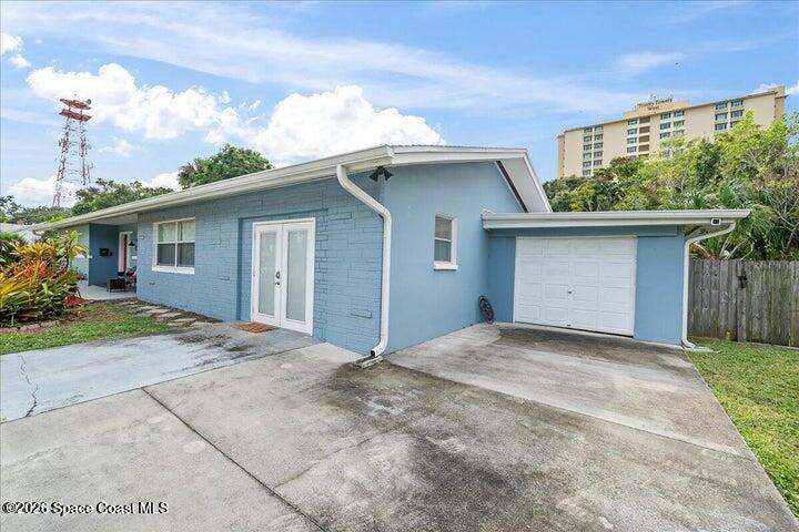 3 bedroom Single Family Residence at 637 E Lincoln Avenue, La Bertha Lawn, Melbourne — photo 3