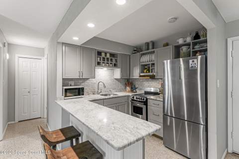 2625 S Atlantic Avenue #4, Cocoa Beach FL - photo 17 of 42