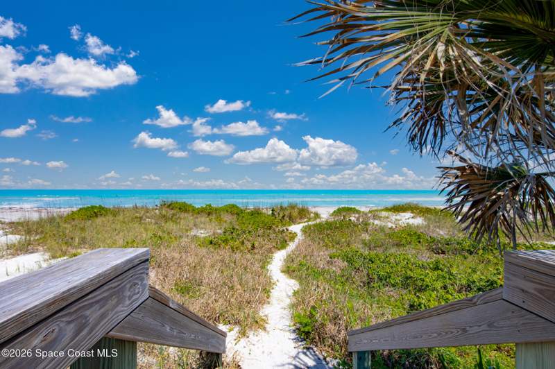 1 bedroom Condominium at 2625 S Atlantic Avenue #4, Beach Villas Condo, Cocoa Beach — photo 4