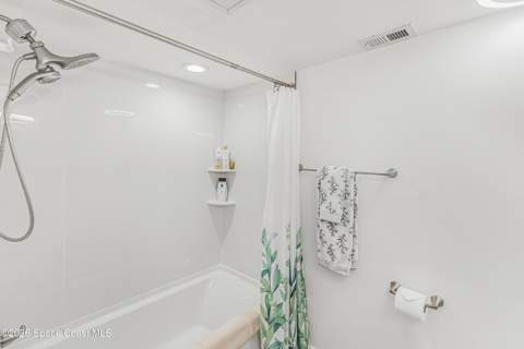 1850 Charlesmont Drive #119, Indialantic FL - photo 12 of 32