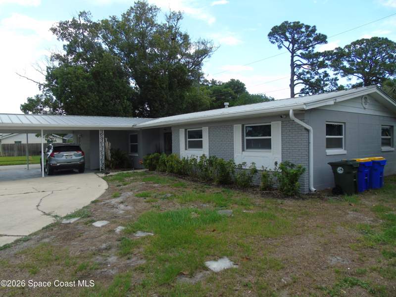 4 bedroom Single Family Residence at 1708 Golfview Drive, Golfview Subd Replat, Rockledge — photo 2