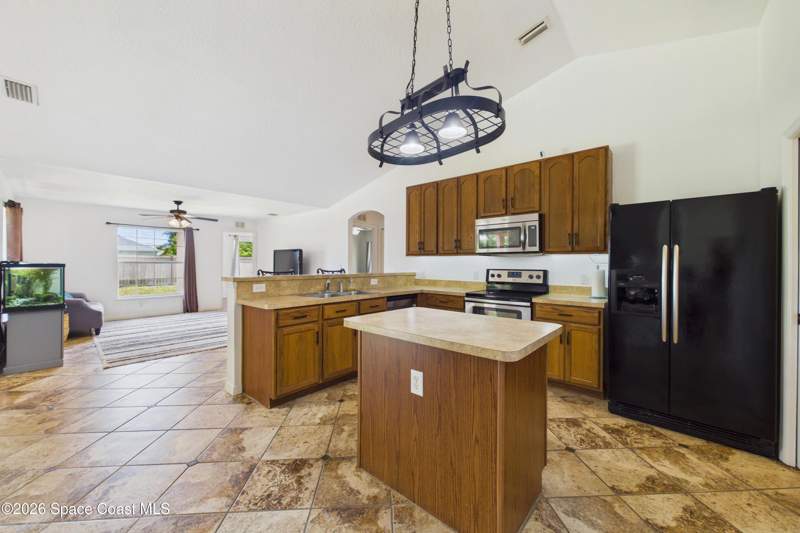 4 bedroom Single Family Residence at 3147 Winchester Avenue, Port Malabar Unit 24, Palm Bay — photo 3