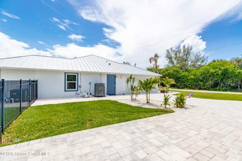 125 Bayshore Drive, Melbourne Beach FL - photo 23 of 109
