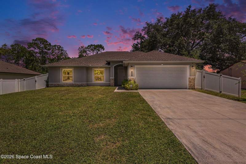 4 bedroom Single Family Residence at 1257 Theresa Street, Port Malabar Unit 17, Palm Bay — photo 2