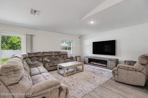 1257 Theresa Street, Palm Bay FL - photo 8 of 23