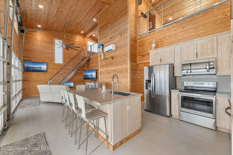 4 bedroom Single Family Residence at 25 Vip Island #B, V I P Vacation Island Playground Sec 1, Grant-Valkaria — photo 4