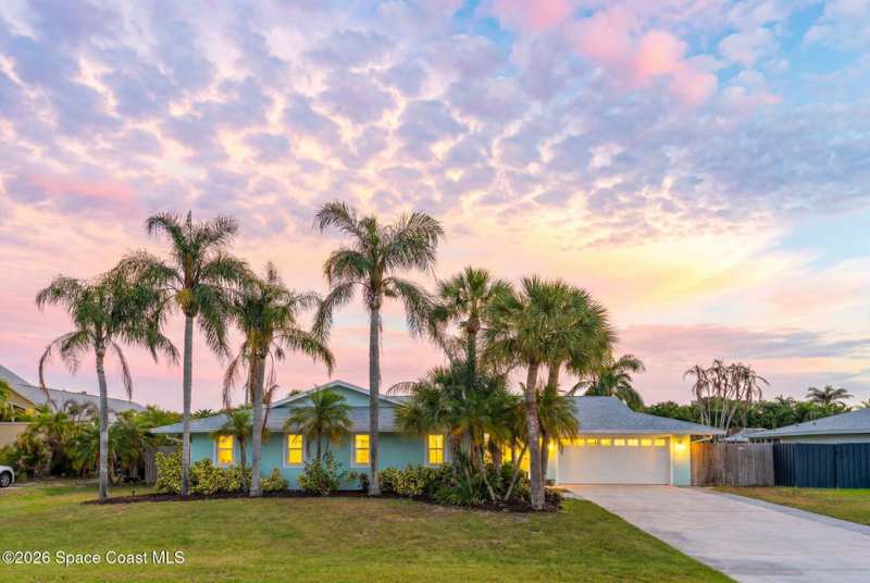 4 bedroom Single Family Residence at 623 Tortoise Way, Tortoise Island Ph 1 Pud, Satellite Beach — photo 1