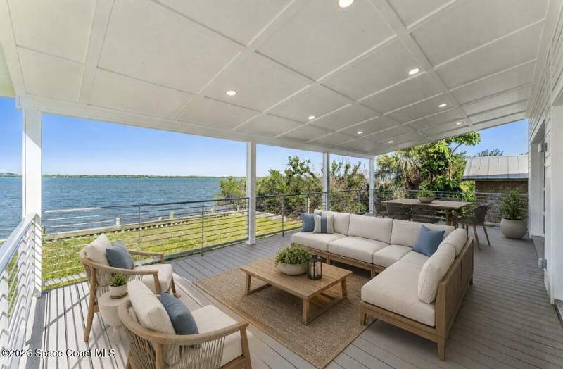 4 bedroom Single Family Residence at 25 Vip Island #B, V I P Vacation Island Playground Sec 1, Grant-Valkaria — photo 2