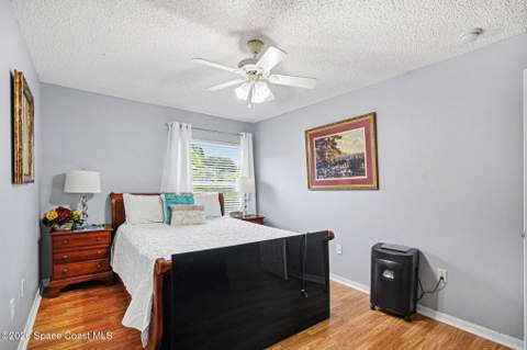 974 Pebble Avenue, Palm Bay FL - photo 12 of 26