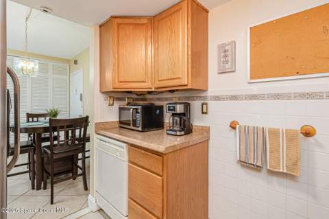 4800 Ocean Beach Boulevard #123, Cocoa Beach FL - photo 21 of 57