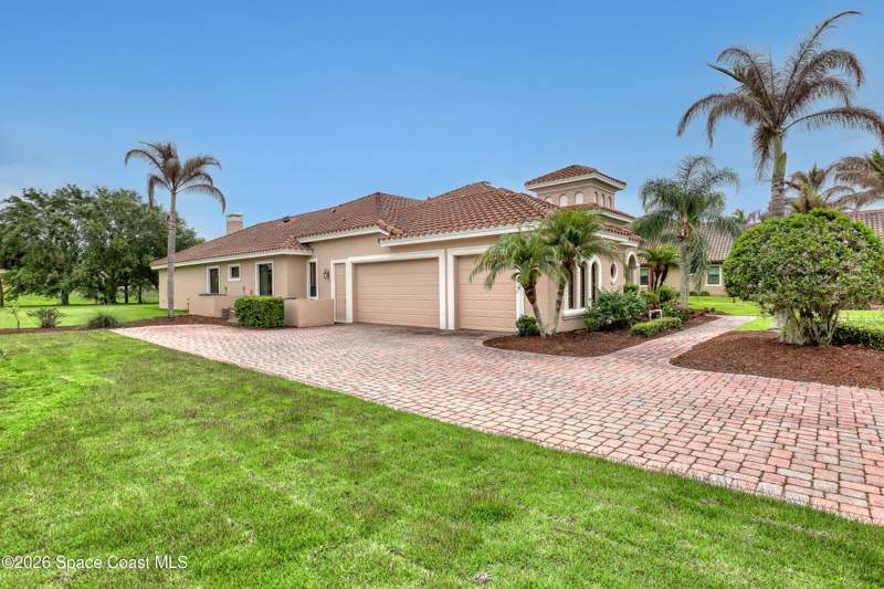 5 bedroom Single Family Residence at 3002 Bellwind Circle, Summer Lakes Phase 3, Rockledge — photo 5