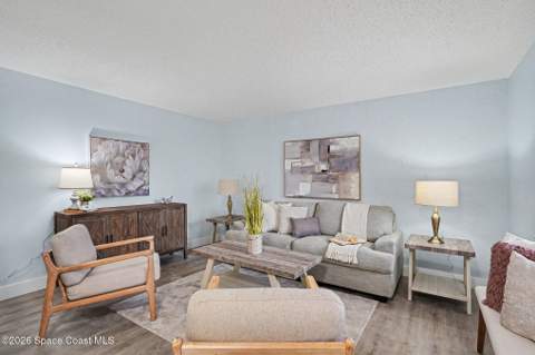 3259 Sea Oats Circle, Melbourne Beach FL - photo 6 of 28