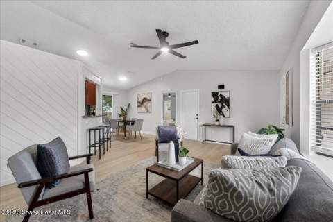 1582 Giles Street, Palm Bay FL - photo 6 of 34