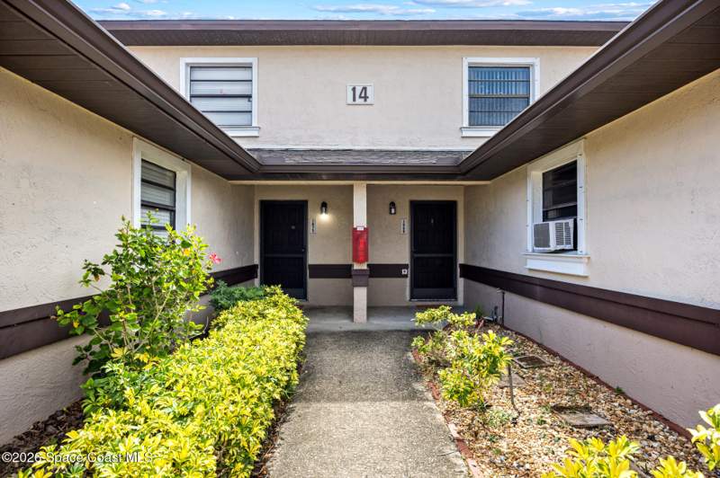 2 bedroom Condominium at 1073 June Drive, Coral Gardens Condo, Melbourne — photo 5