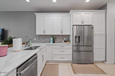 3271 Titanic Circle #39, Indialantic FL - photo 17 of 59