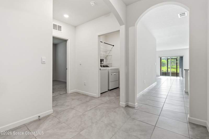 4 bedroom Single Family Residence at 939 Remington Green Drive, Preserves at Stonebriar Phase 1, Palm Bay — photo 3