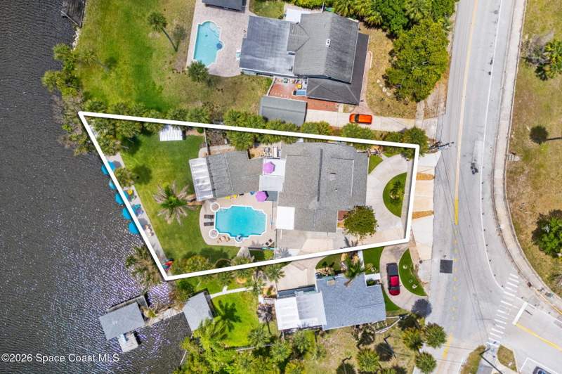 7 bedroom Single Family Residence at 907 E Melbourne Avenue, Camps Plat of Melbourne, Melbourne — photo 5