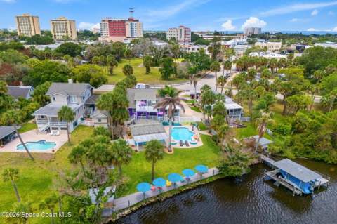 907 E Melbourne Avenue, Melbourne FL - photo 12 of 99