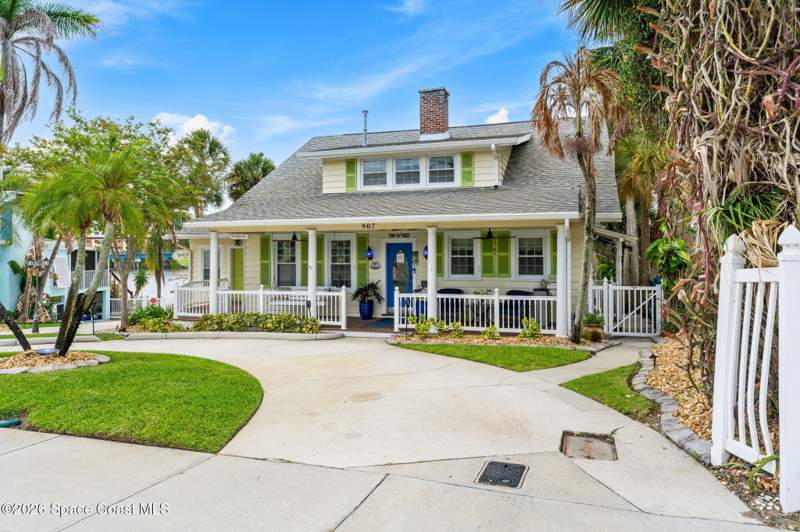 7 bedroom Single Family Residence at 907 E Melbourne Avenue, Camps Plat of Melbourne, Melbourne — photo 3