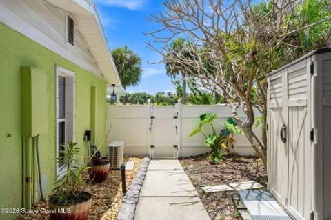 907 E Melbourne Avenue, Melbourne FL - photo 22 of 99