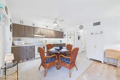 610 Jefferson Avenue #6, Cape Canaveral FL - photo 10 of 41