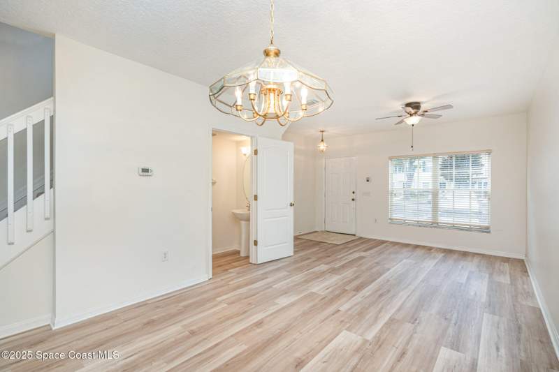 2 bedroom Townhouse at 1422 Hampton Park Lane, Hampton Park Phase 1, Melbourne — photo 4