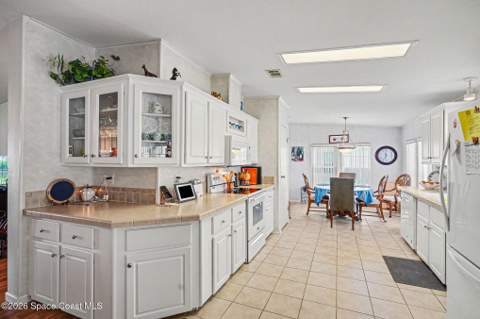 354 Outer Drive, Cocoa FL - photo 7 of 32