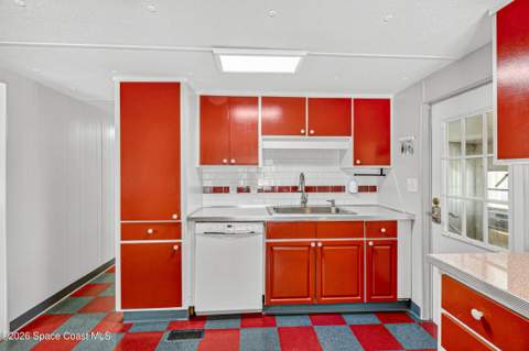 320 Holiday Park Boulevard, Palm Bay FL - photo 13 of 44