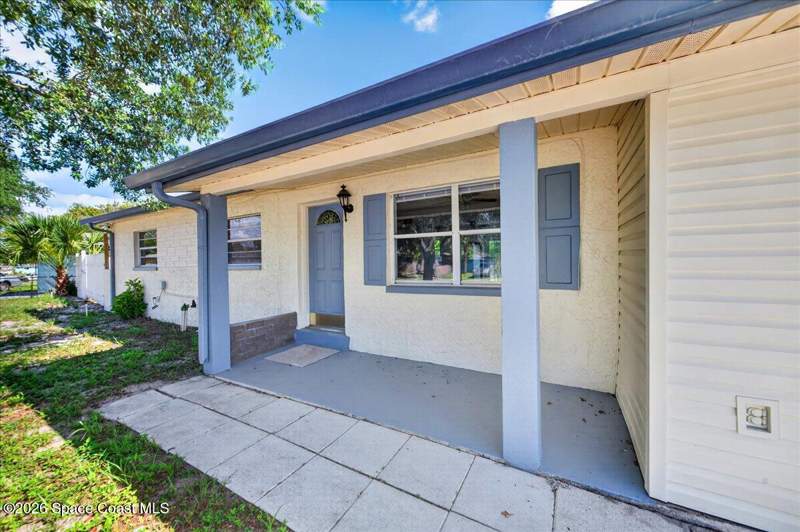 3 bedroom Single Family Residence at 2804 Kenyon Avenue, College Green Estates Unit 6, Cocoa — photo 2