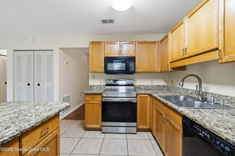 1917 Manor Drive, Palm Bay FL - photo 12 of 33