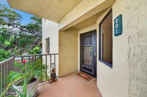 1480 Roosevelt Avenue #201, Melbourne FL - photo 10 of 35